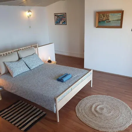 Дом отдыха Sea House Bassi