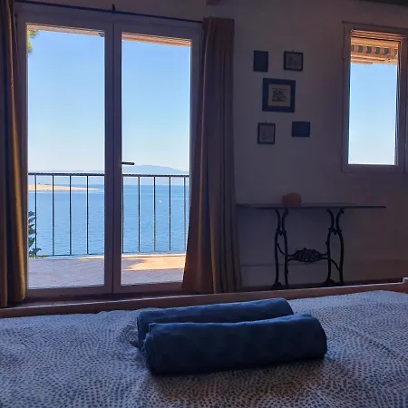 Sea House Bassi * Кральевица