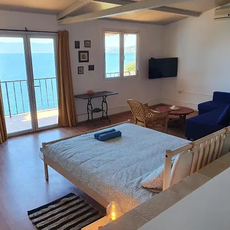 Sea House Bassi بيت للعطل