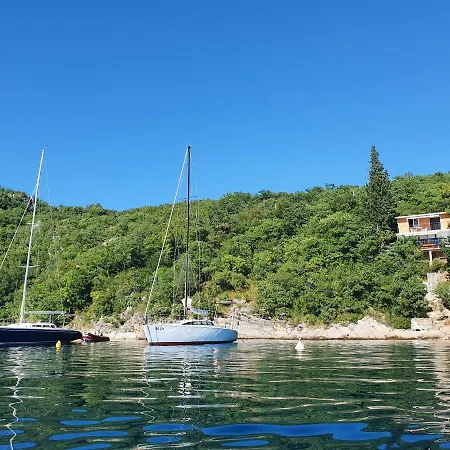 Sea House Bassi بيت للعطل كلارجيفيكا
