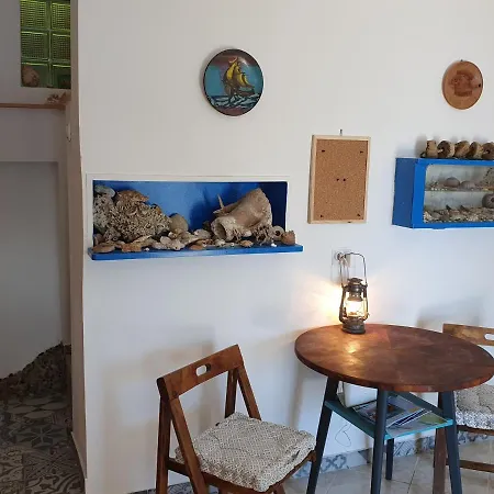 Sea House Bassi *