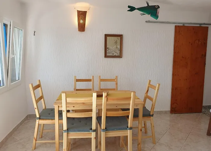 بيت للعطل Sea House Bassi كلارجيفيكا
